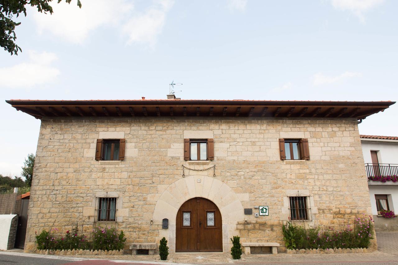 Casa De La Cadena Vendégház Asiáin Kültér fotó